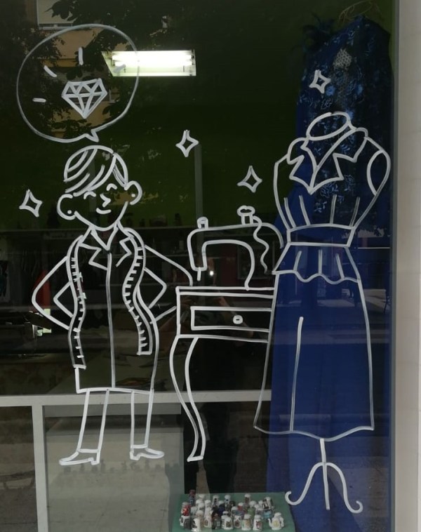 Costurero de Adriana